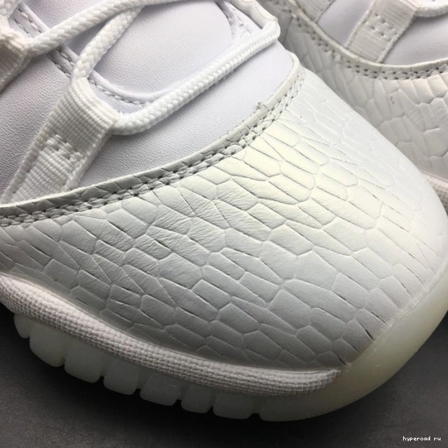 897331-100 11 Jordan Low Air Heiress White Frost 1024